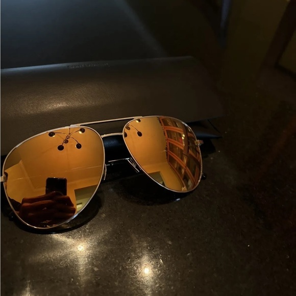 Saint Laurent Gold Aviators - Picture 4 of 16